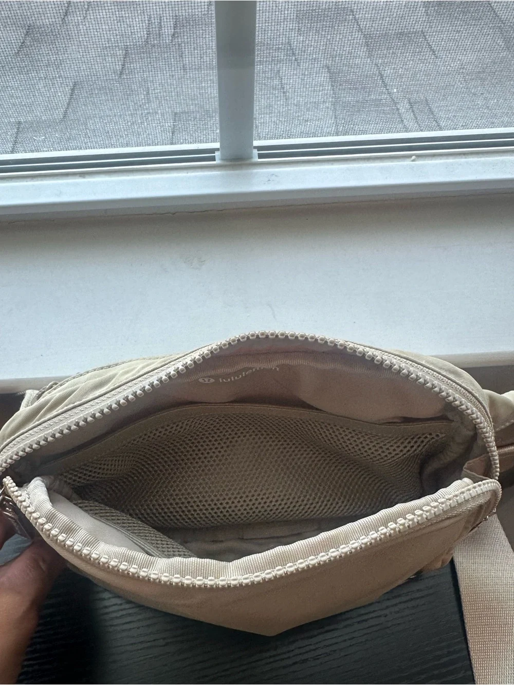 Lululemon Downtown Tan/ Silver Crossbody Everywhere Belt Bag 1L